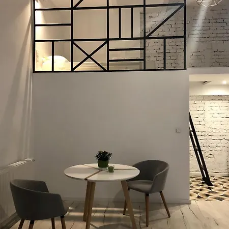 דירה Quiet And New Apartment In The City Center קלוז'-נאפוקה