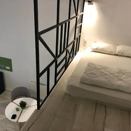 דירה Quiet And New Apartment In The City Center קלוז'-נאפוקה